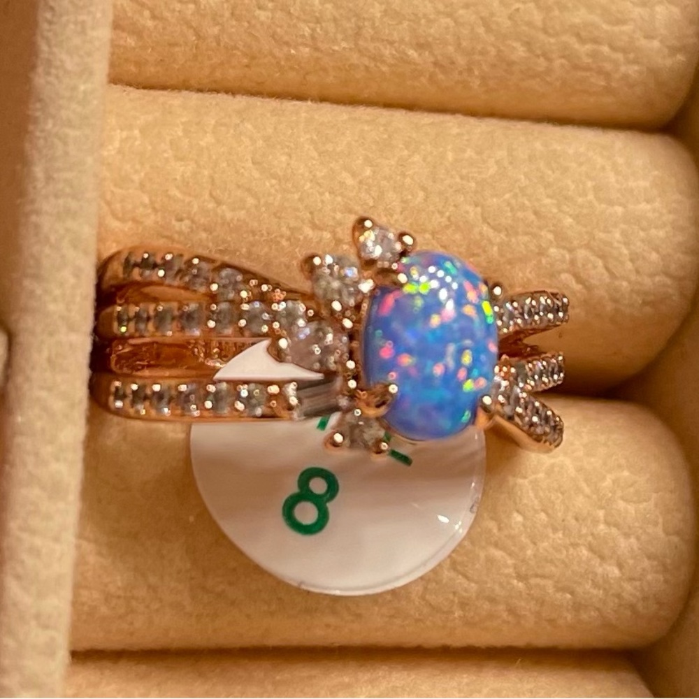 Light Sapphire Cubic Zirconia